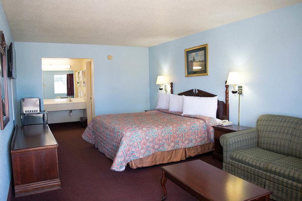 Countryside Inn Kaufman Екстер'єр фото
