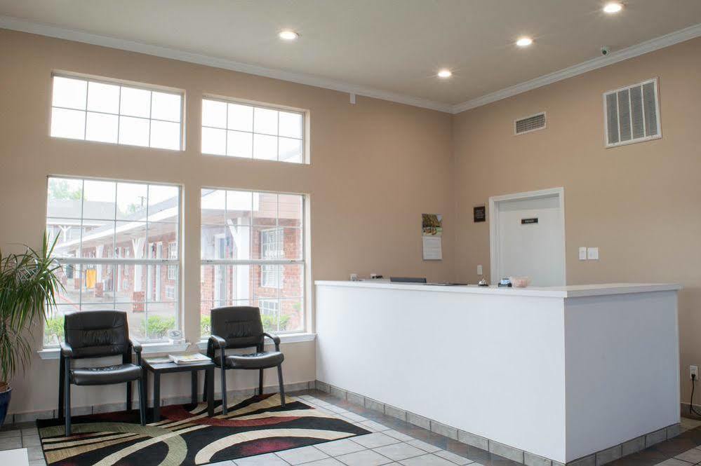 Countryside Inn Kaufman Екстер'єр фото