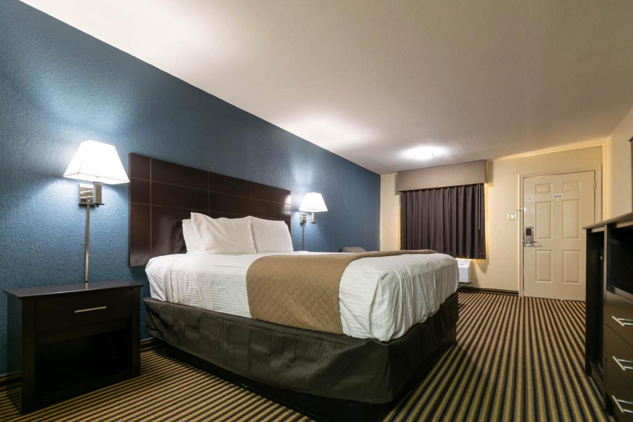Countryside Inn Kaufman Екстер'єр фото